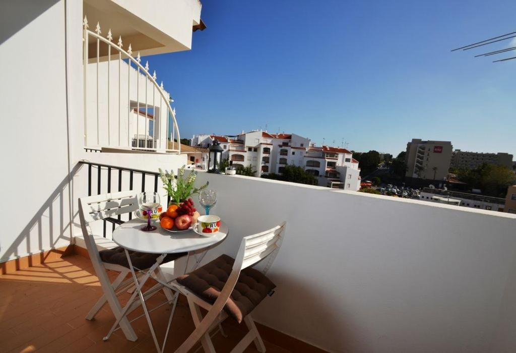 Apartamento T3 Olhos De Agua Albufeira